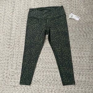 Nordstrom Rack Green Animal Print Leggings